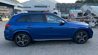 Mercedes-Benz GLC 300 e AMG Line 4matic — Hybride rechargeable, 20 800 km, performances de sportive — dettaglio