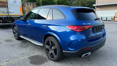 Mercedes-Benz GLC 300 e AMG Line 4matic — Hybride rechargeable, 20 800 km, performances de sportive — Miniatura 9