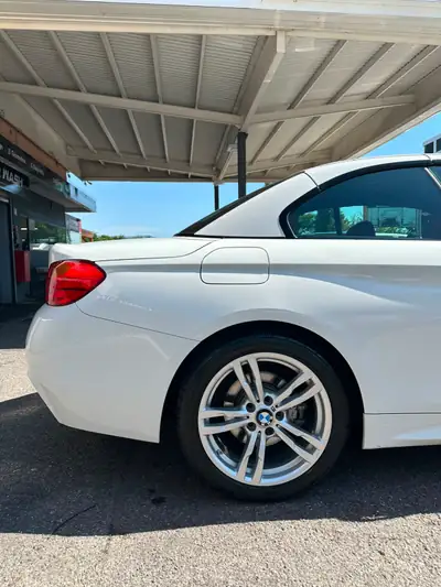 BMW 428i xDrive Cabriolet — Élégance décapotable, moteur performant et traction intégrale — Miniatura 8