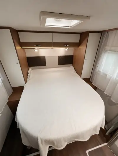 Fiat Ducato 35 2.3 Multijet 140 — Utilitaire robuste, peu kilométré, équipé — intérieur