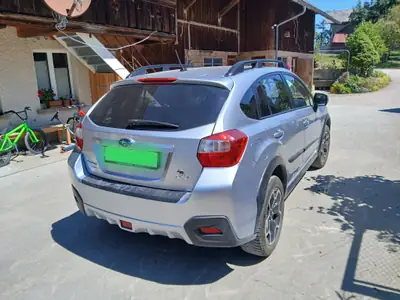 Subaru XV 2.0i Swiss Two 2014 — SUV compact 4x4 fiable, peu kilométré — rear view
