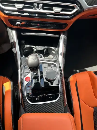 BMW M4 Competition xDrive Cabriolet — 510 ch, performance et légèreté — Miniatura 10
