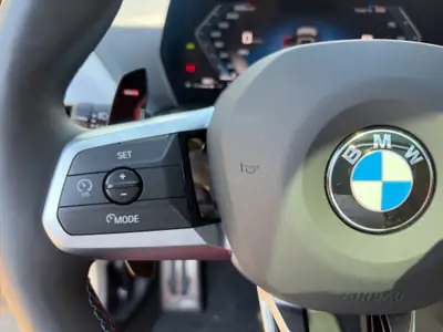 BMW M135 xDrive 2024 — Berline sportive 300 ch, peu kilométrée avec garantie BMW 10 ans — Miniatur 20