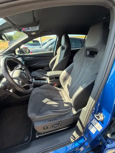 Skoda Enyaq iV 80x SportLine — SUV électrique performant, 56'300 km, transmission intégrale — Armaturenbrett