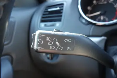 Skoda Yeti 1.2 TSI — Le SUV familial tchèque fiable et polyvalent — Miniatur 13