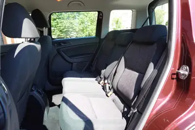 Skoda Yeti 1.2 TSI — Le SUV familial tchèque fiable et polyvalent — Miniatur 20