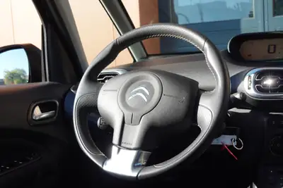 Citroën C3 Picasso 1.2 PureTech — Monospace compact économe, 56 000 km seulement — Miniatura 12