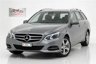 Mercedes-Benz E 250 BlueTEC Avantgarde — Break diesel 4Matic, kilométrage maîtrisé — vue extérieure