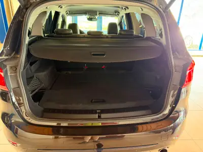 BMW 220 Gran Tourer xDrive — Monospace 7 places, diesel économique et sécurisé — Miniatur 13