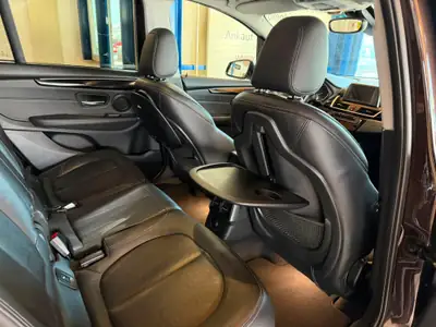 BMW 220 Gran Tourer xDrive — Monospace 7 places, diesel économique et sécurisé — Miniatur 22