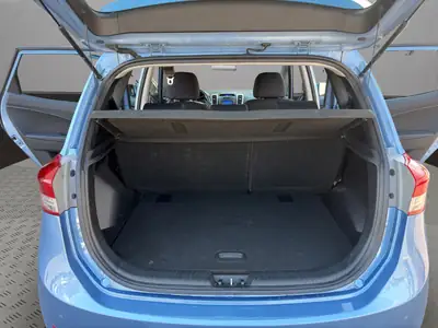 Hyundai iX20 1.6 Style — Monospace compact fiable, toit panoramique, sans sinistre — Miniatur 19