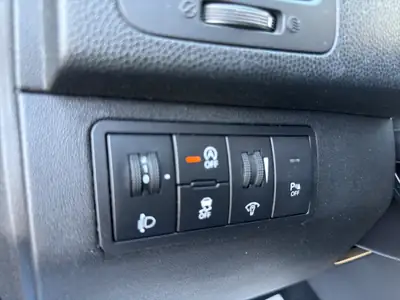 Hyundai iX20 1.6 Style — Monospace compact fiable, toit panoramique, sans sinistre — Miniatur 22