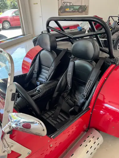 Caterham Super Seven 2.0 16V HPC — Roadster légendaire, moteur Opel performant, 66'600 km — Miniatura 9