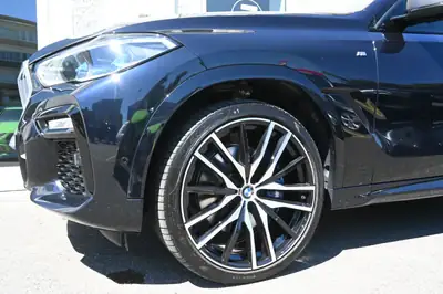 BMW X6 xDrive 48V 40i M Sport — Coupé SUV sportif, hybride rechargeable, équipements premium — Armaturenbrett