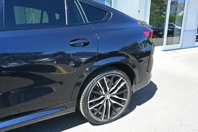 BMW X6 xDrive 48V 40i M Sport — Coupé SUV sportif, hybride rechargeable, équipements premium — Miniatur 8