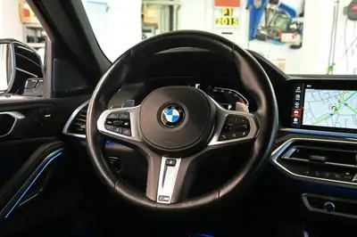 BMW X6 xDrive 48V 40i M Sport — Coupé SUV sportif, hybride rechargeable, équipements premium — Miniatur 17