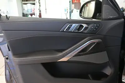 BMW X6 xDrive 48V 40i M Sport — Coupé SUV sportif, hybride rechargeable, équipements premium — Miniatur 23
