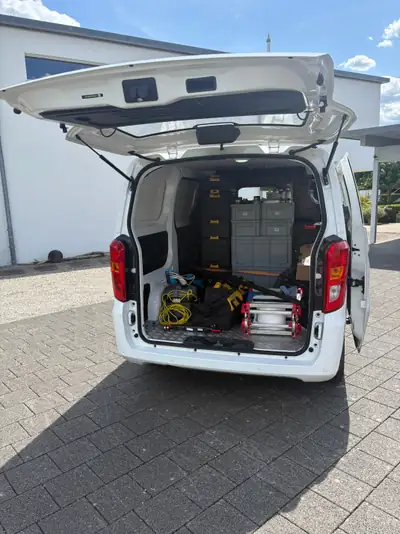 BYD ETP3 — Utilitaire électrique compact, 3500 km seulement — intérieur
