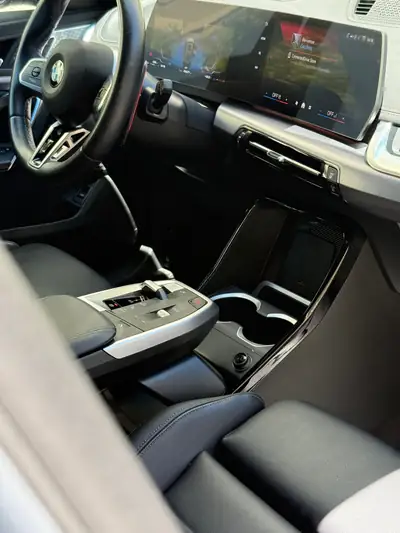 BMW X1 xDrive M35i 2024 — Performance 300 ch, finition premium et 26'000 km seulement — Miniatura 14