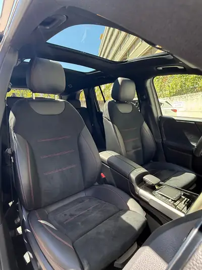Mercedes-Benz GLB 250 4Matic AMG Line — SUV compact premium 224 ch, première main — Miniatura 12