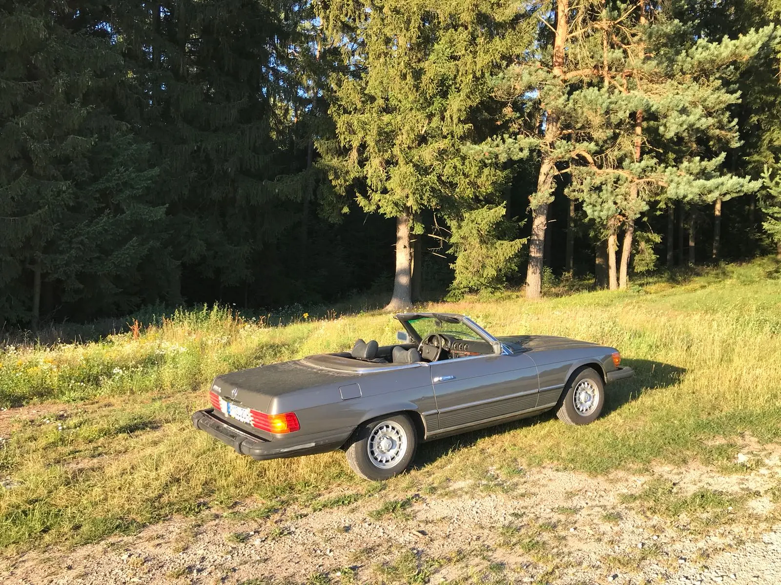 Mercedes-Benz 450 Cabriolet US 1979 — Roadster iconique, 125'000 km, sans sinistre — vista esterna