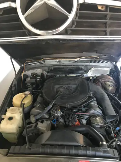 Mercedes-Benz 450 Cabriolet US 1979 — Roadster iconique, 125'000 km, sans sinistre — dettaglio