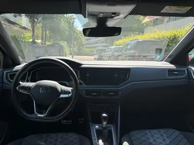 VW Taigo 1.0 TSI R-Line DSG — SUV compact dynamique, essence économique — detail