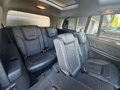 Mercedes-Benz GL 450 — SUV 7 places premium, 367 ch, transmission automatique — tableau de bord