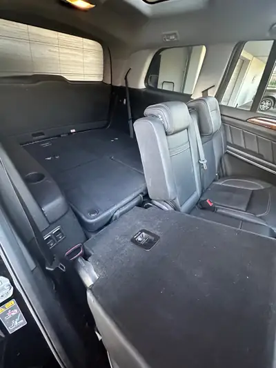 Mercedes-Benz GL 450 — SUV 7 places premium, 367 ch, transmission automatique — intérieur