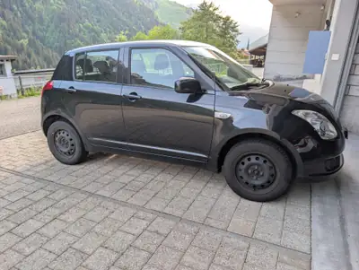Suzuki Swift 1.3 GL 4WD — Citadine robuste tout-terrain, 104 500 km, sans sinistre — Innenraum