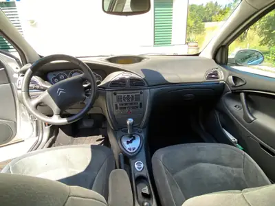 Citroën C5 Berline 3.0 i V6 — Luxe et performances, seulement 34 000 km ! — interni