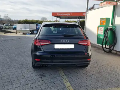 Audi A3 1.5 TFSI 150 ch — Berline compacte fiable, révisions à jour — fianco