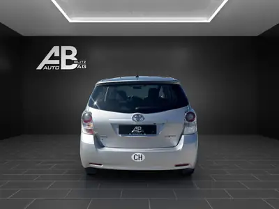 Toyota Verso 1.8 Multidrive — Monospace 7 places, entretien inclus, sans sinistre — interni
