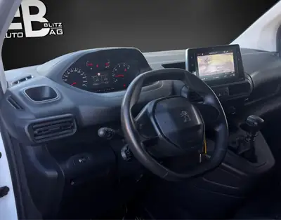 Peugeot Partner 1.5 Blue HDi — Utilitaire fiable, révision complète, 5 places — Miniatura 8