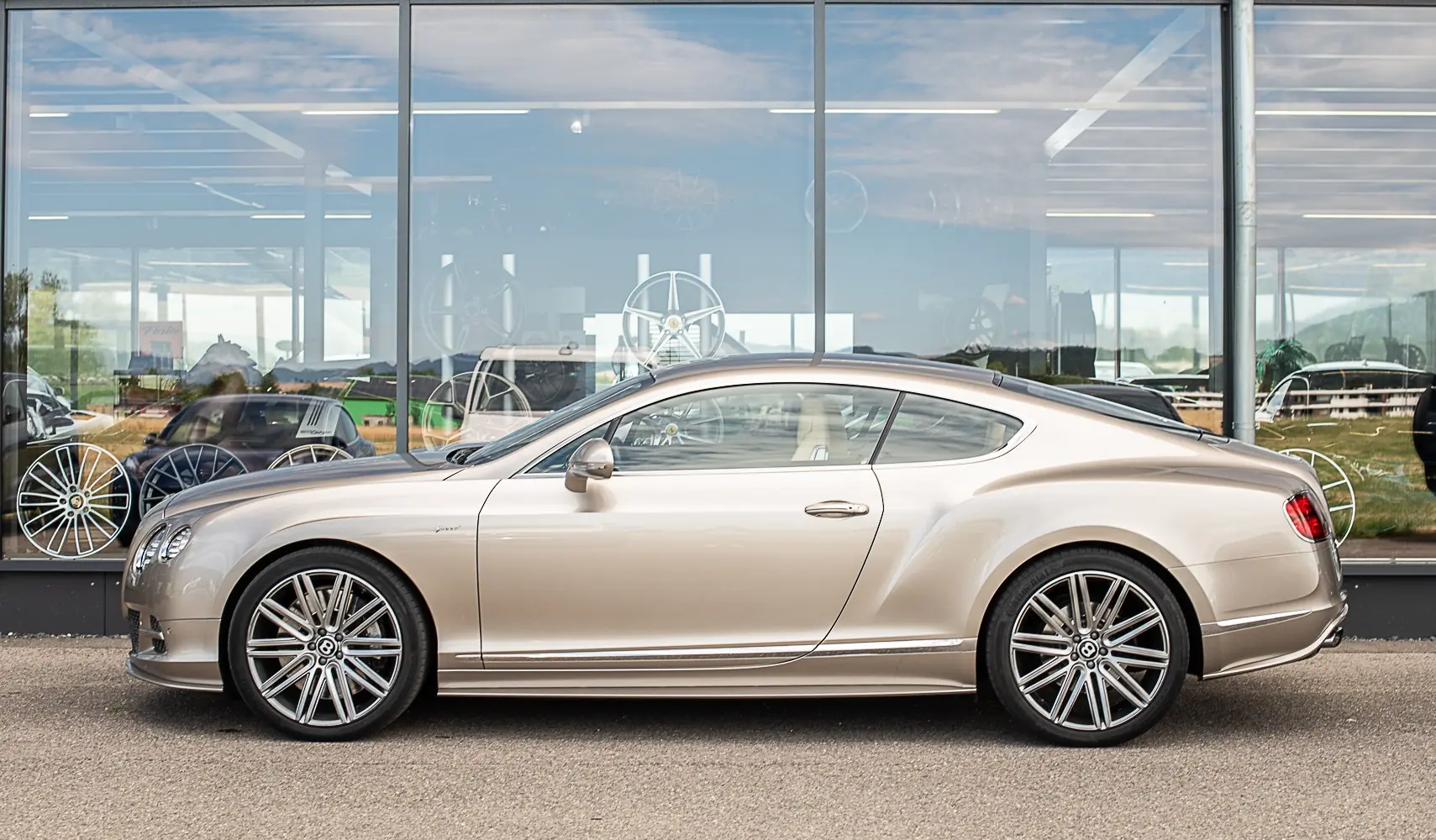 Bentley Continental GT Speed 6.0 — Coupé Grand Tourisme d'exception, 67'700 km seulement