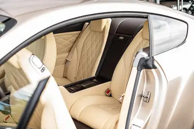 Bentley Continental GT Speed 6.0 — Coupé Grand Tourisme d'exception, 67'700 km seulement — Miniatur 8