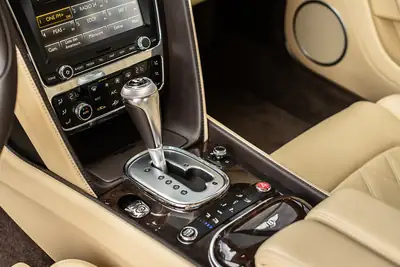 Bentley Continental GT Speed 6.0 — Coupé Grand Tourisme d'exception, 67'700 km seulement — Miniatur 21