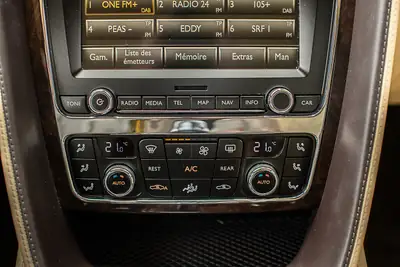 Bentley Continental GT Speed 6.0 — Coupé Grand Tourisme d'exception, 67'700 km seulement — Miniatur 19