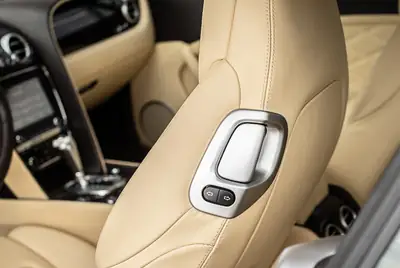 Bentley Continental GT Speed 6.0 — Coupé Grand Tourisme d'exception, 67'700 km seulement — Miniatur 29