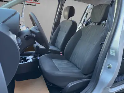 Dacia Dokker 1.5 dCi Ambiance — Monospace pratique, diesel économe, sans accident — Miniatura 9