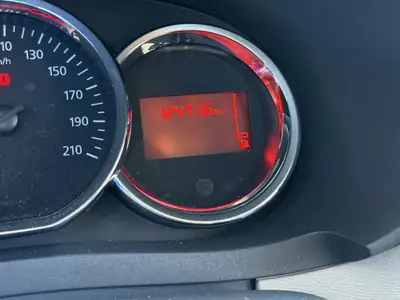 Dacia Dokker 1.5 dCi Ambiance — Monospace pratique, diesel économe, sans accident — Miniatura 11