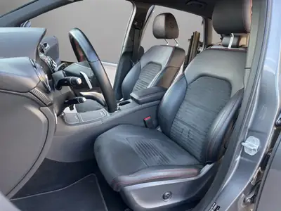 Mercedes-Benz B 220 AMG Line 4Matic — Monospace polyvalent, transmission intégrale et équipements premium — Thumbnail 9