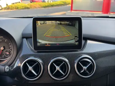 Mercedes-Benz B 220 AMG Line 4Matic — Monospace polyvalent, transmission intégrale et équipements premium — Thumbnail 27