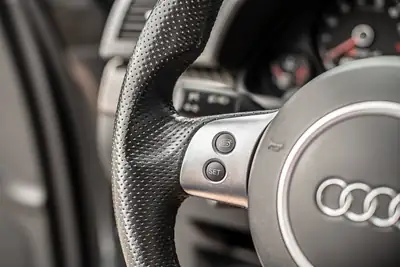 Audi RS4 Avant 4.2 V8 quattro — Performance V8 tuning, suspension KW3, échappement Milltek — Miniatura 14