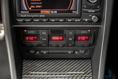 Audi RS4 Avant 4.2 V8 quattro — Performance V8 tuning, suspension KW3, échappement Milltek — Miniatura 17