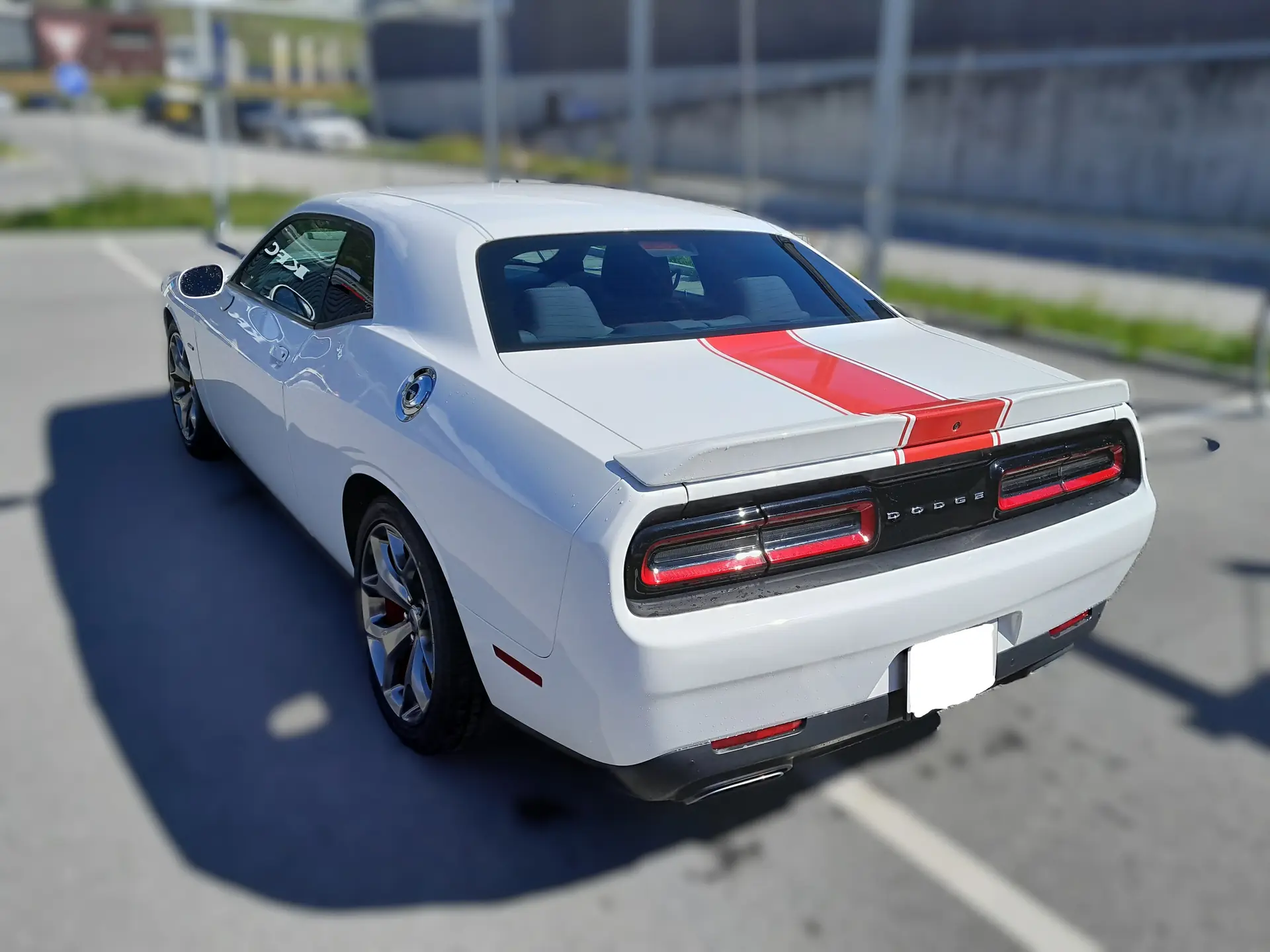 Dodge Challenger 2017 occasion Grimisuat — 4