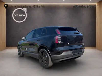 Volvo EX30 Twin Ultra Performance — SUV électrique 428 ch, très faible kilométrage — Heckansicht
