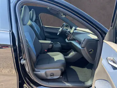 Volvo EX30 Twin Ultra Performance — SUV électrique 428 ch, très faible kilométrage — Miniatur 15