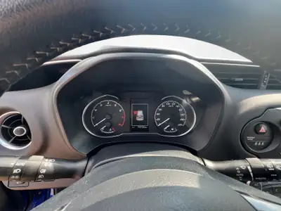 Toyota Yaris 1.5 Y20 2020 — Citadine économique et fiable, 79 000 km — Miniatur 11