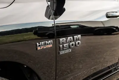 Dodge Ram 1500 5.7 HEMI — Pickup musclé, première main, 45 000 km seulement — Detail